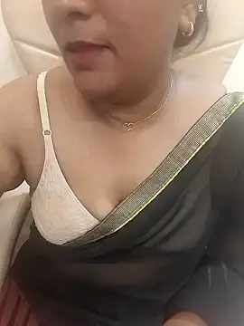 Stripchat Free Porn Cam of Aunty_Boy_143