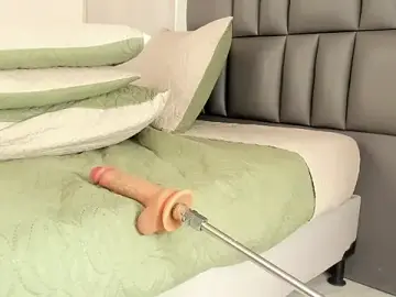 Stripchat Free Porn Cam of Kataleya_west