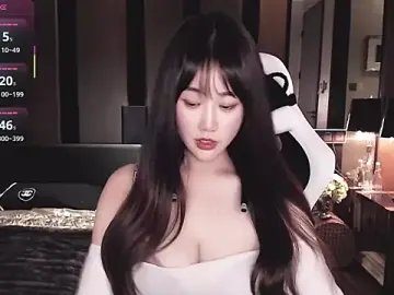 Stripchat Free Porn Cam of Aurora_-77