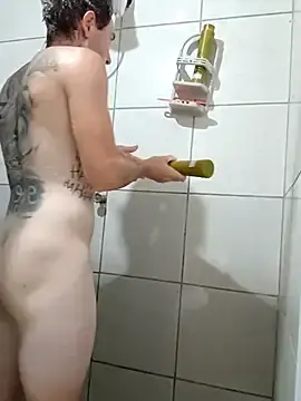 Stripchat Sex Cam of DanielMagains