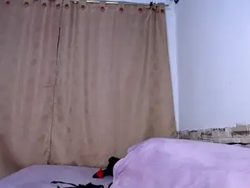 Stripchat Nude Webcam of DaraSweet20