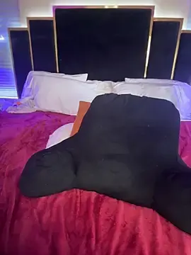 Stripchat Adult Webcam of KarissaChantelle