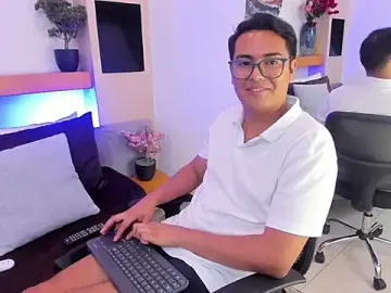 Stripchat Nude Webcam of JohnBelRose