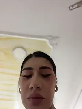 Stripchat Live Sex Cam of clarachanelricek