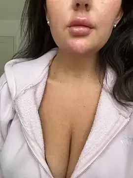 Stripchat Live Sex of magical_mia