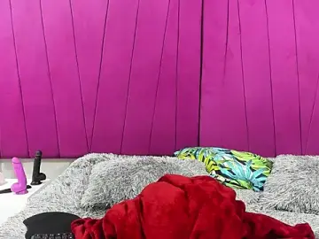 Stripchat Live Sex Cam of valery_slim18