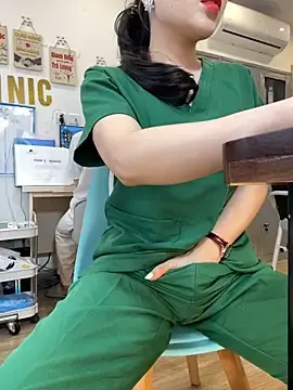 Stripchat Nude Webcam of Clinic_Sexy