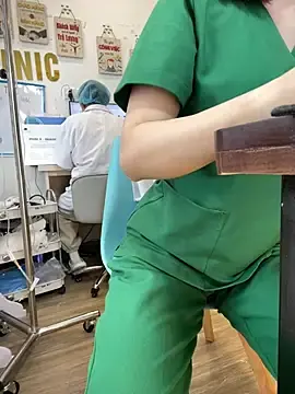 Stripchat Live Sex Cam of Clinic_Sexy
