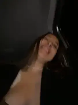 Stripchat Sex Cam of ICrazyOneIRL