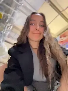 Stripchat Sex Cam of ICrazyOneIRL