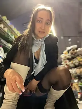 Stripchat Live Porn of ICrazyOneIRL