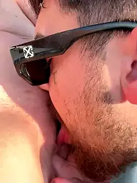 Stripchat Live Sex Cam of MrAndMrsSavage