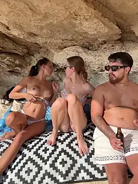 Stripchat Sex Chat of MrAndMrsSavage
