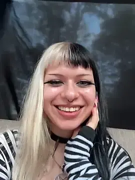 Stripchat Watch Live Sex Cams of Paige_Turner