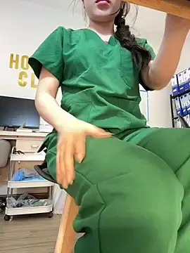 Stripchat Free Porn Cam of secretly_masturbating