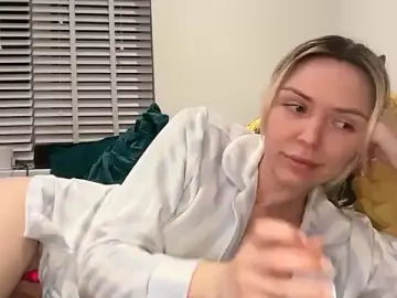 Stripchat Live Sex of lolableux