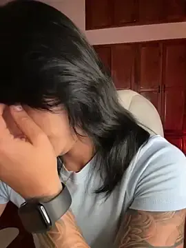 Stripchat Free Porn Cam of Ale_Lewis