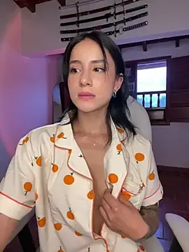 Stripchat Live Sex Cam of Ale_Lewis