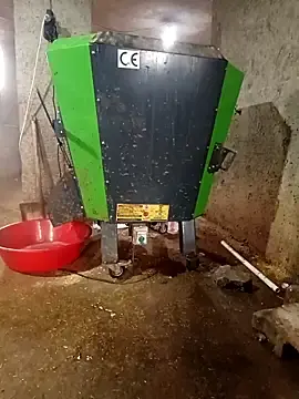 Stripchat Live Porn of Melekyaraksever2545