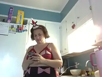 Stripchat Live Porn of MilfyMrsRobinson