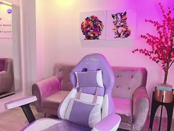 Stripchat Watch Live Sex Cams of Summer_miller