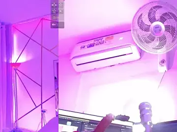 Stripchat Live Sex of LeahVegas