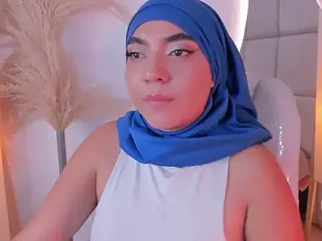 Stripchat Nude Webcam of Sooffii_1