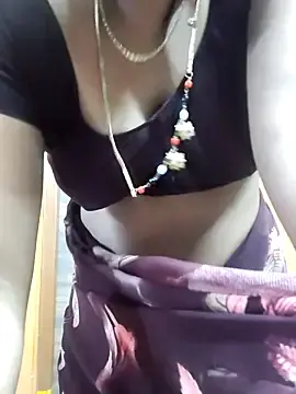 Stripchat Live Sex Cam of Vani19