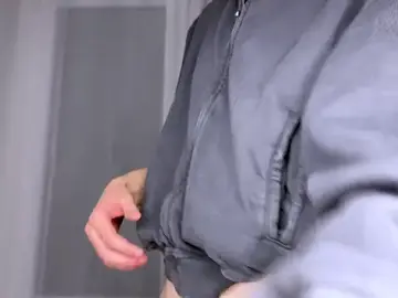 Stripchat Live Sex of alyx_garden