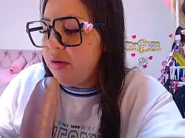 Stripchat Best live sex cam show of lanaqueen699