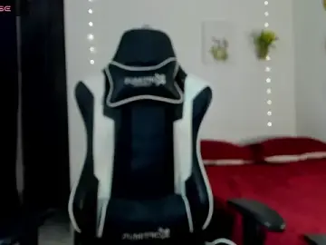 Stripchat Adult Webcams of bryan_mugn