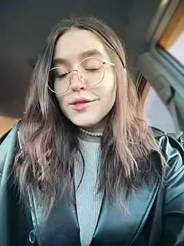 Stripchat Adult Webcam of meow_girl