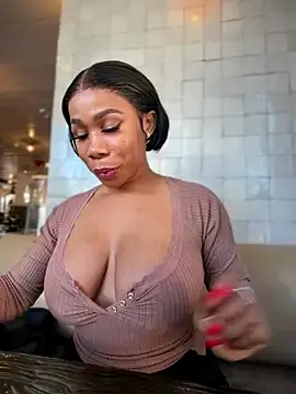 Stripchat Best live sex cam show of Belle___