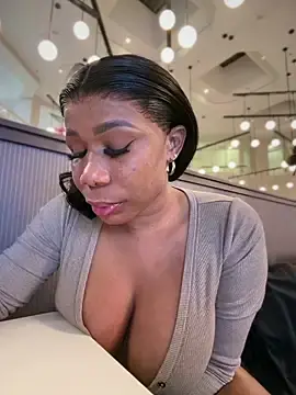 Stripchat Best live sex cam show of Belle___