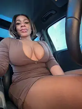 Stripchat Watch Live Sex Cams of Belle___