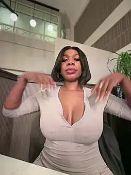 Stripchat Best live sex cam show of Belle___