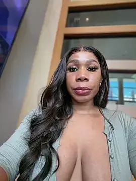 Stripchat Sex Cam of Belle___