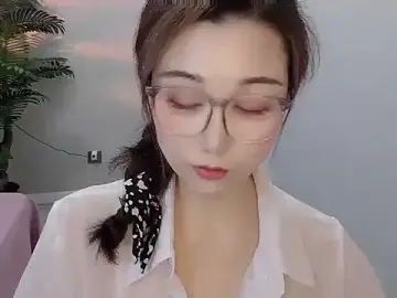 Stripchat Free Porn Cam of Yunxi-