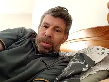 Stripchat Sex Cam of stud2512