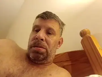 Stripchat Watch Live Sex Cams of stud2512