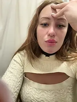Stripchat Best Webcam of AndreaMood
