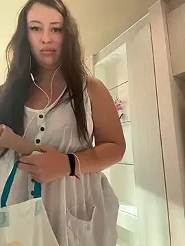 Stripchat Adult Video Chat of AndreaMood