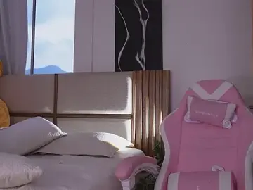 Stripchat Free Live Porn of AnnyHizzle