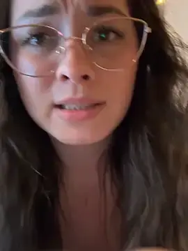 Stripchat Watch Live Sex Cams of liloush__