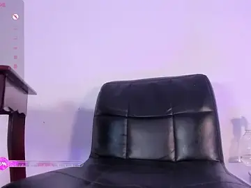 Stripchat Free Porn Cam of naughtylizeth_