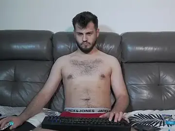Stripchat Free Porn Cam of CrazyDom1