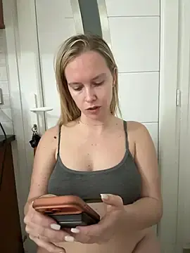 Stripchat Live Porn of Ellie-rosee