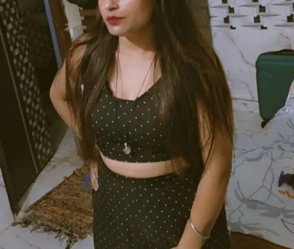 Priya_Sharma04