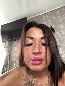 Stripchat Live Sex of RuslanaXX