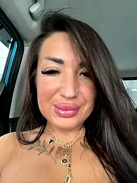 Stripchat Live Sex of RuslanaXX